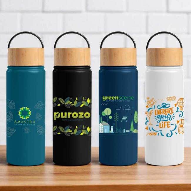 Recycled stainless steel insulated bottle with bamboo lid and handle